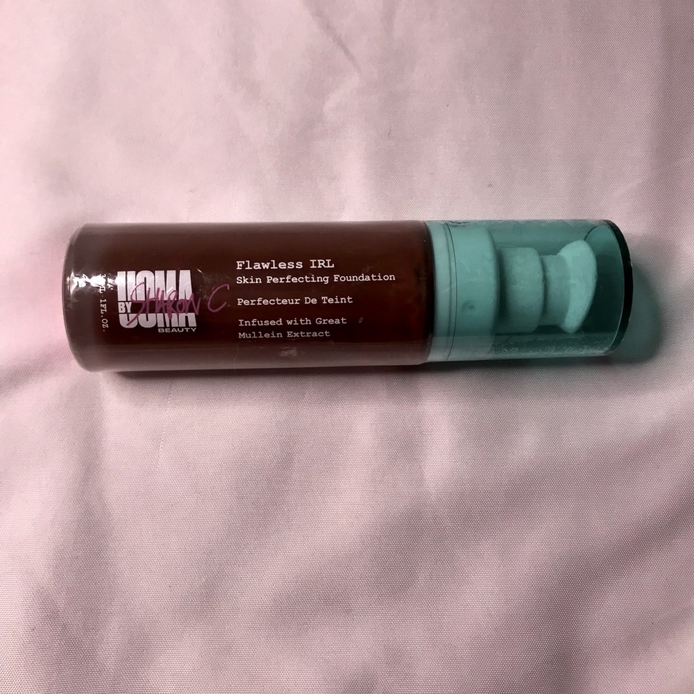 UOMA Beauty by Sharon C Flawless IRL Skin Perfecting Foundation Black Pearl
